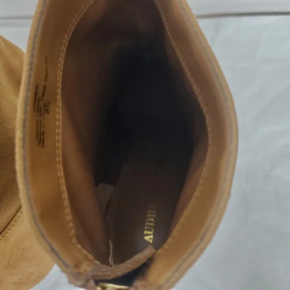 NIB Audrey Brook tan suede Kimberly low heel bootie fall autumn caramel 9.5 nude - Picture 5 of 8